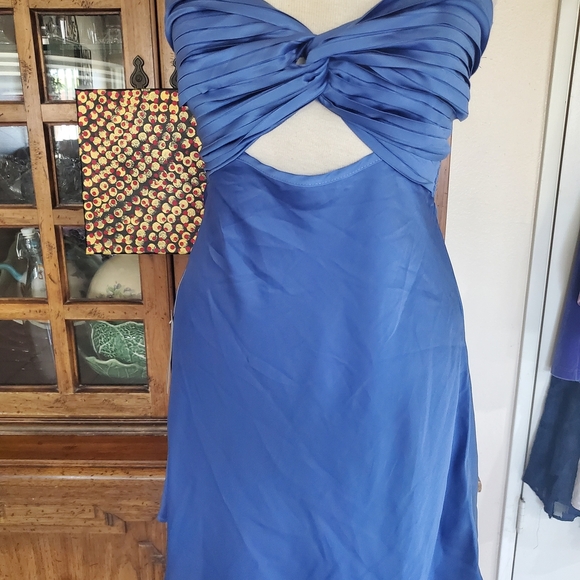 Princess Polly Strapless Dress in Royal Blue - Picture 3 of 12